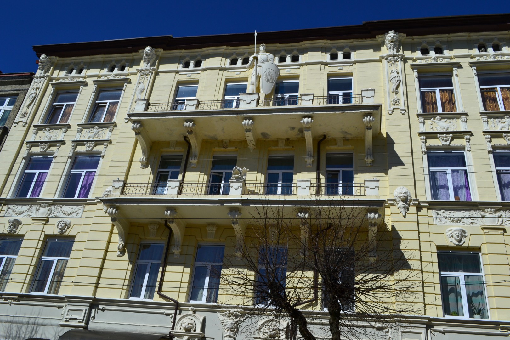 На экскурсии по любимому городу