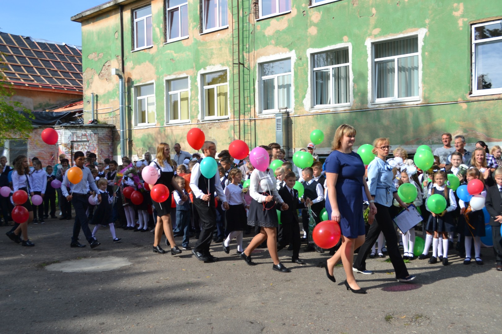 День знаний в любимой школе