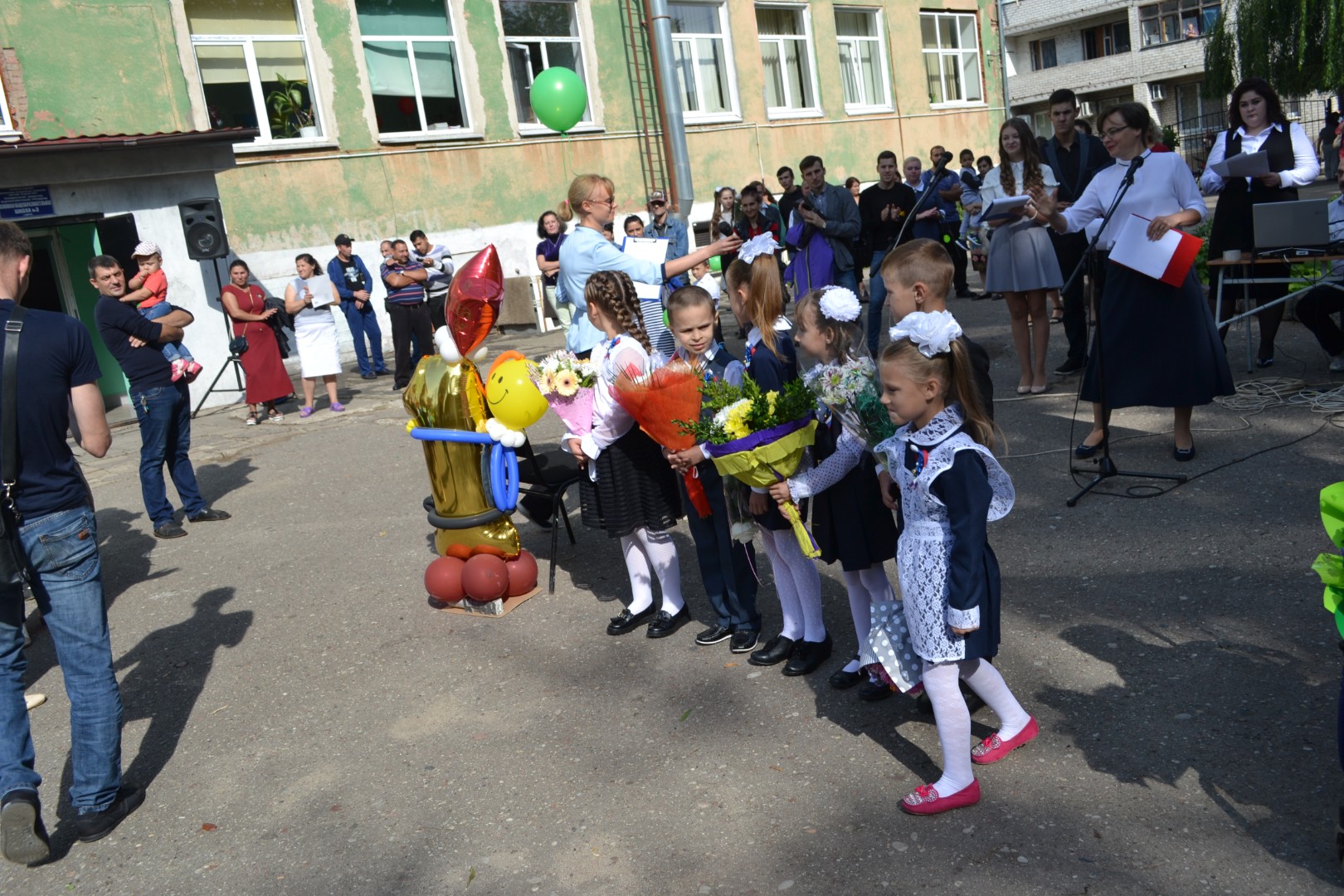 День знаний в любимой школе