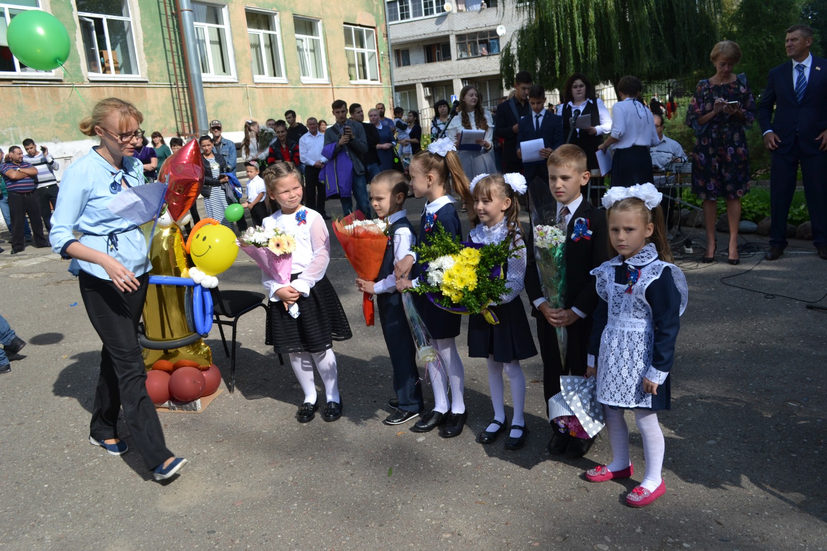 День знаний в любимой школе