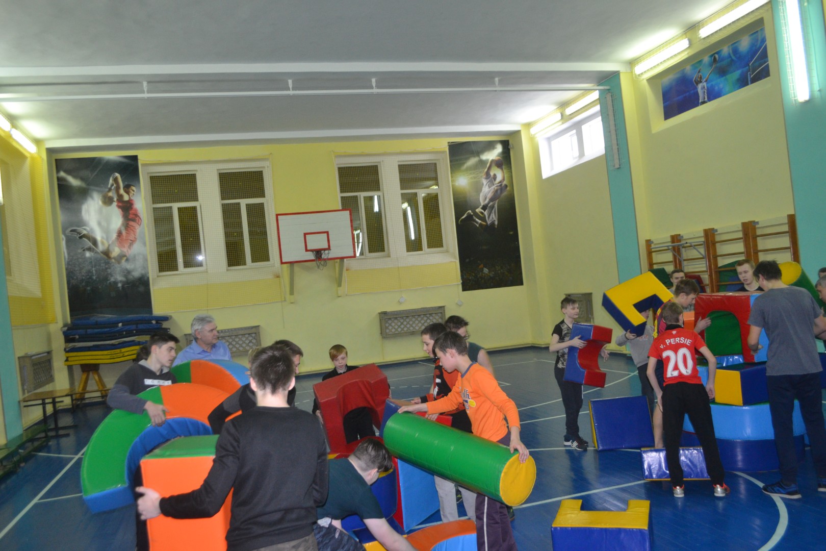 С 23 февраля! Спортивная эстафета