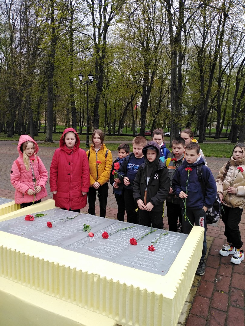 Цветы солдатам
