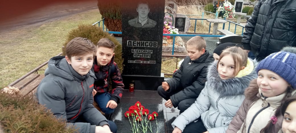 Уборка воинских захоронений