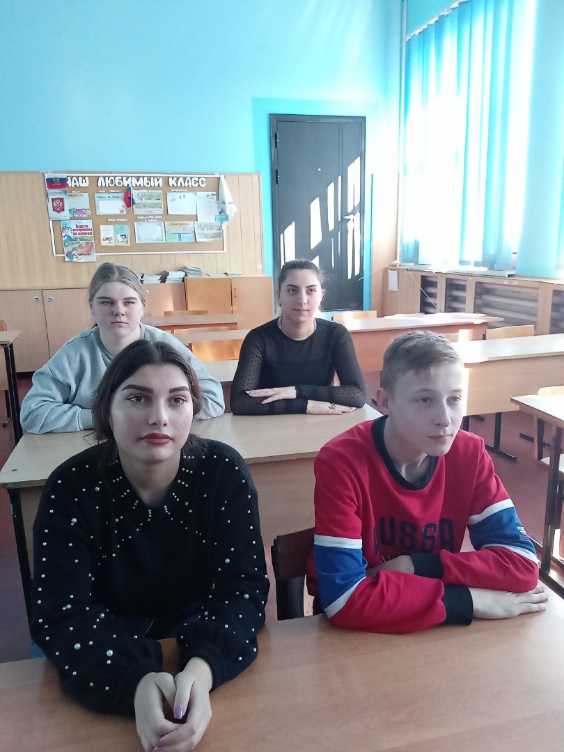 Всероссийский урок «Русская весна». Урок в 9А и 9В