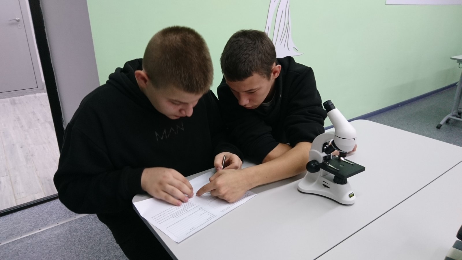 «Наши каникулы в «Точке роста» - смена естественно-научной направленности
