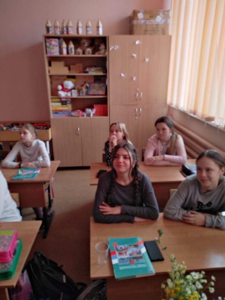 Безопасность дорожного движения. Классный час в 6А