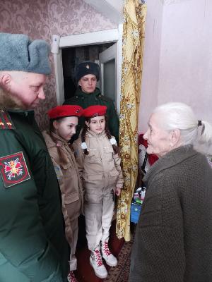 С праздником, ветераны!