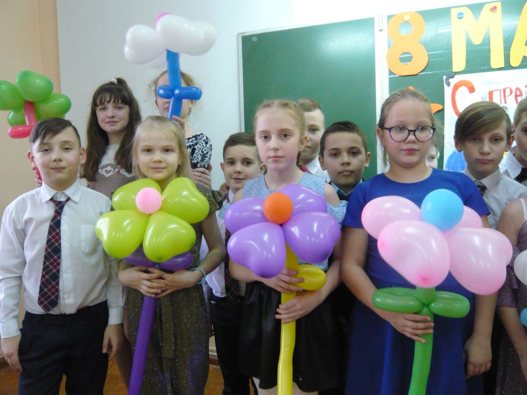 8 Марта в 4-К классе