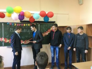 Хорошо живется нам в нашей школе