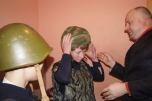 Ваша служба и опасна и трудна…