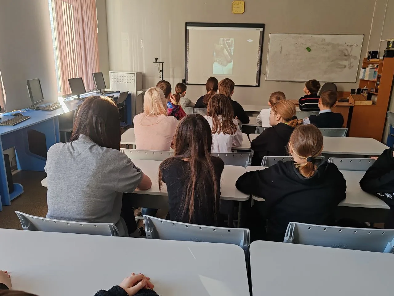 📢В школе состоялся просмотр документальной ленты Андрея Медведева под названием «Предательство»