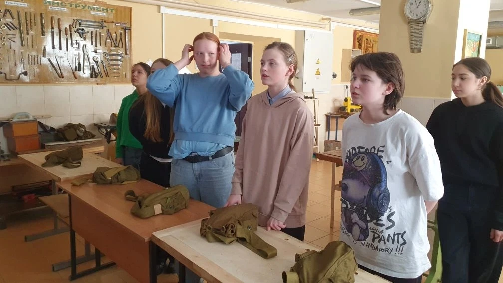 💪К празднику мужества и доблести, 23 февраля, в нашей школе прошел целый каскад мероприятий