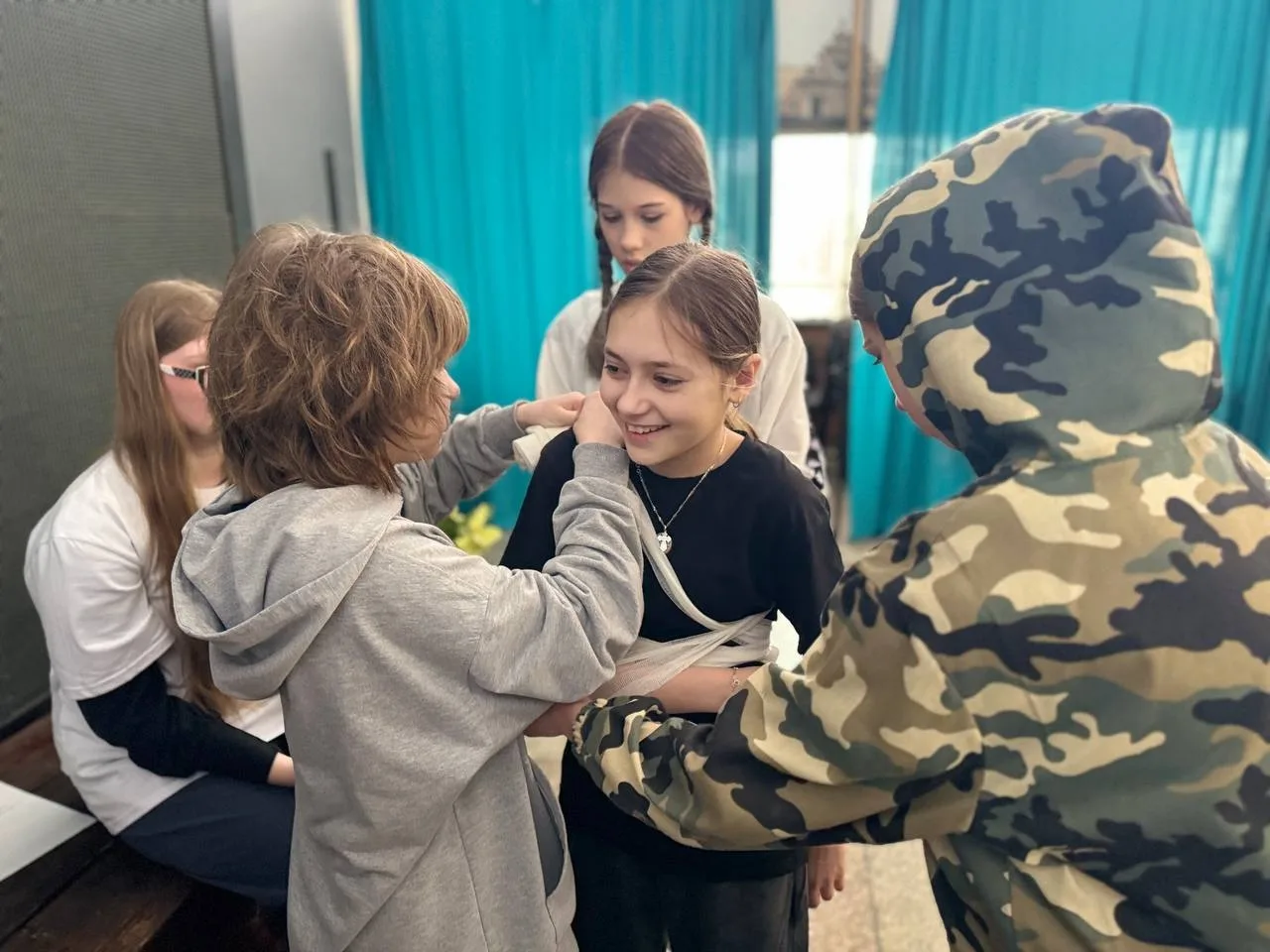 🌟Сегодня в нашем городе состоялась военно‑патриотическая игра «Зарница 2.0» от Движения Первых среди школ нашего города! 🪖