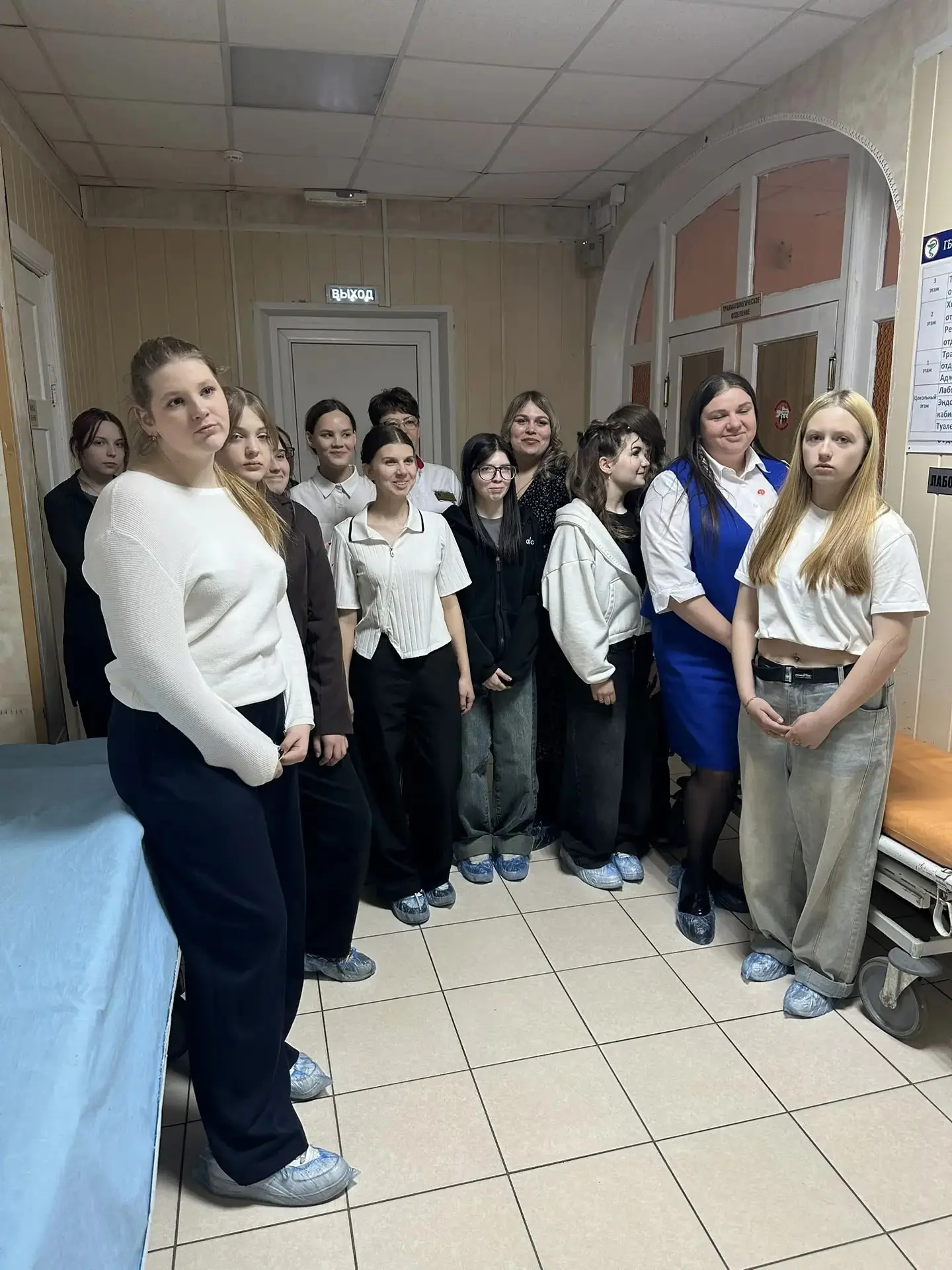 📢23 апреля для девятиклассников нашей школы была организована познавательная экскурсия в Советскую центральную районную больницу