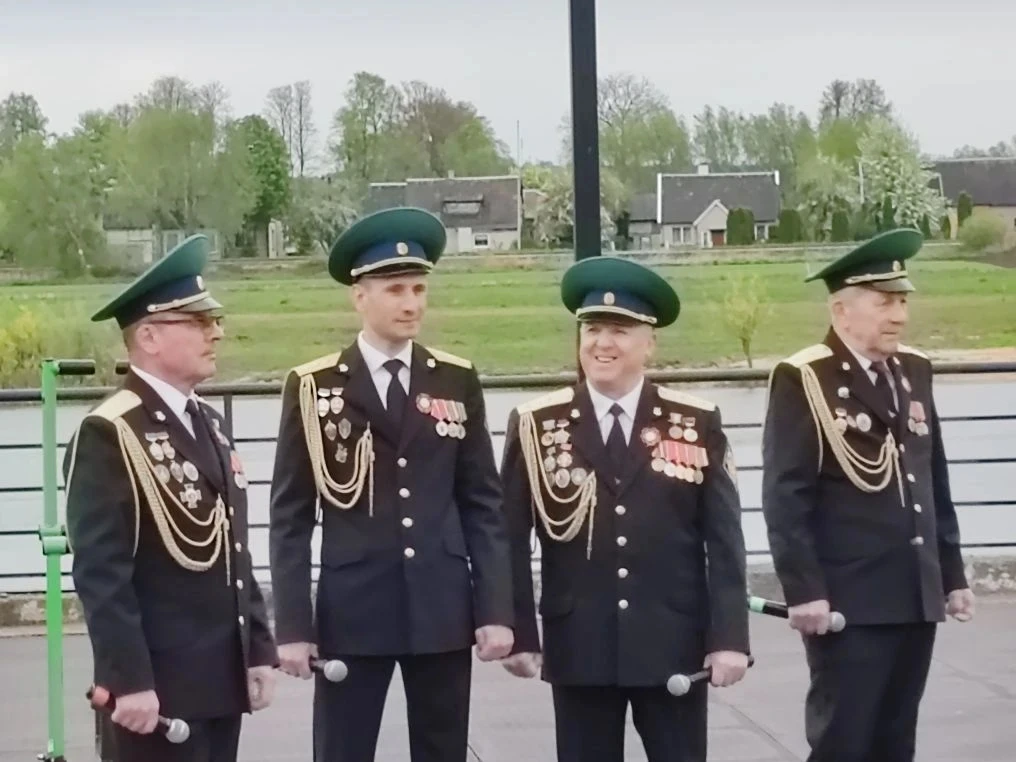 💐6 мая на набережной города состоялось трогательное событие, посвященное 81-й годовщине Великой Победы