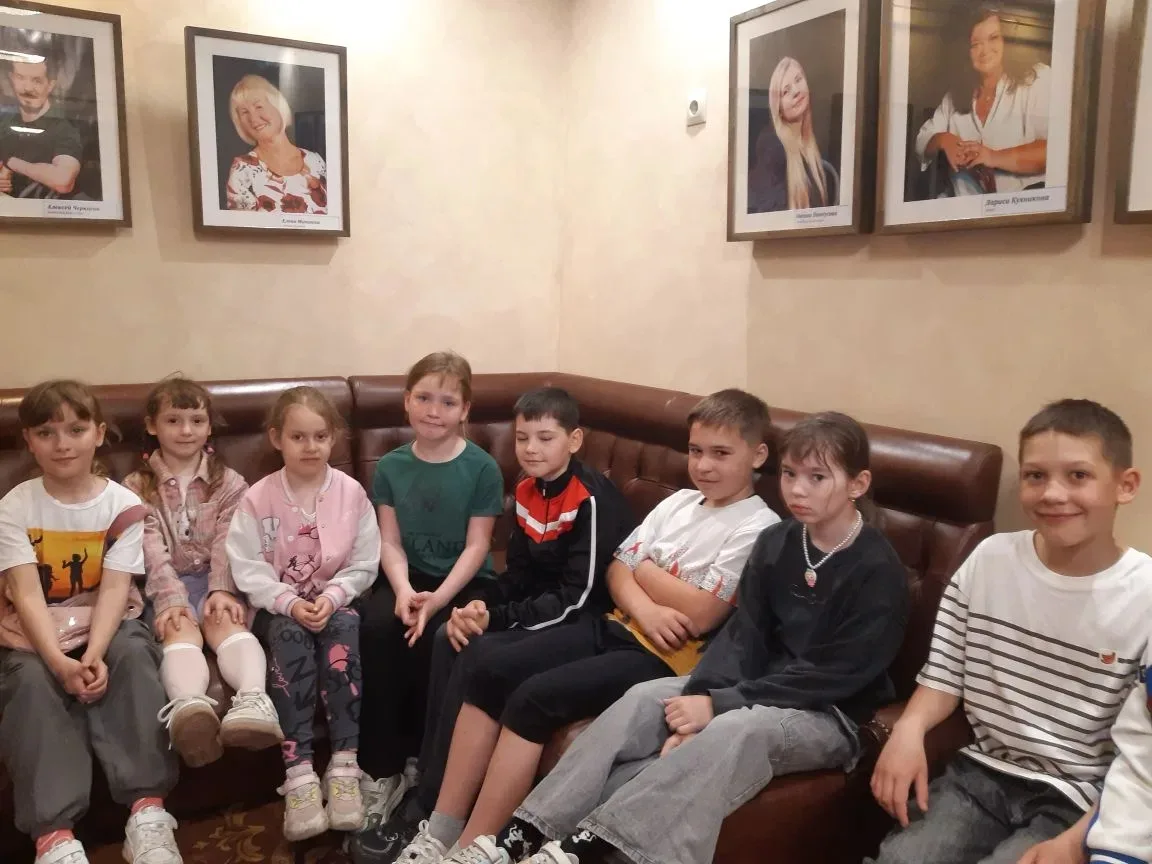 🎭Культурный выход в театр для юных инспекторов дорожного движения.