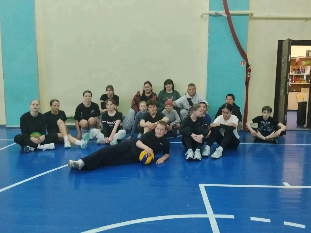 📝В преддверии Дня русского языка в ЛОЛ «Наследие» состоялся необычный и яркий праздник — «День селфи»