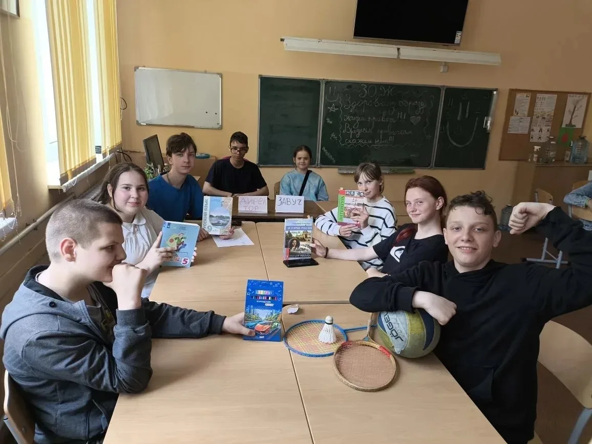📝В преддверии Дня русского языка в ЛОЛ «Наследие» состоялся необычный и яркий праздник — «День селфи»