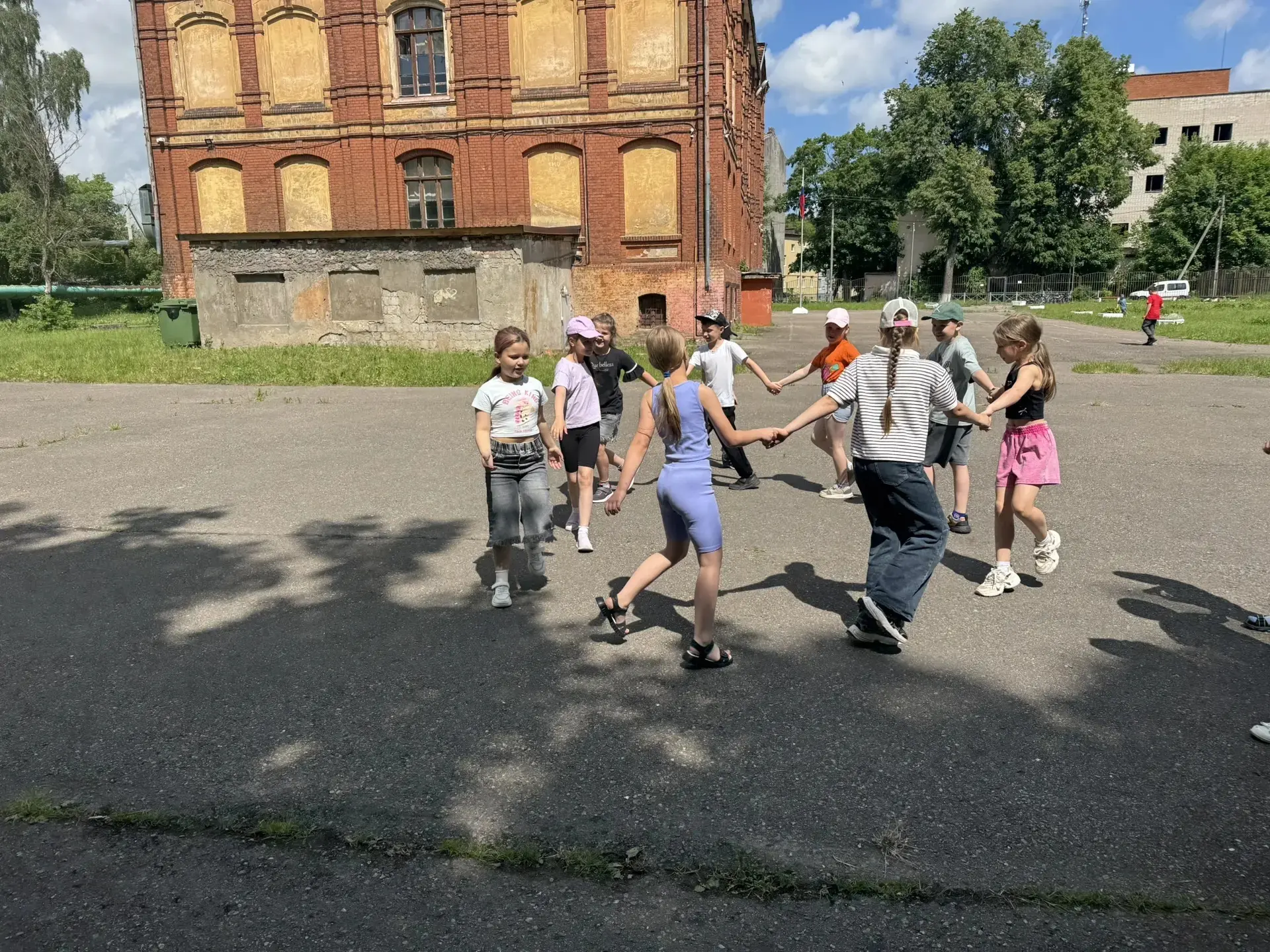 ☀️🤸‍♀🤸‍♀Сегодняшний день в нашем лагере был посвящен творчеству и самовыражению