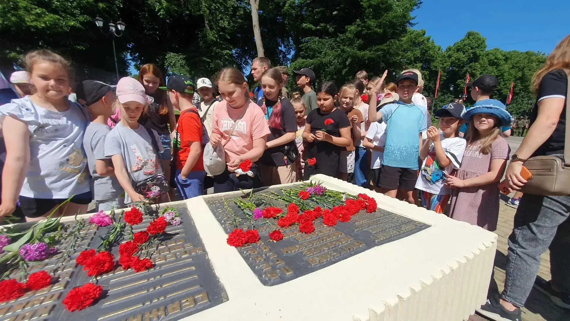 🪖Сегодня, в день 85-й годовщины начала Великой Отечественной войны, мемориальный комплекс «Танк» в Советске стал местом, где собрались представители разных поколений города
