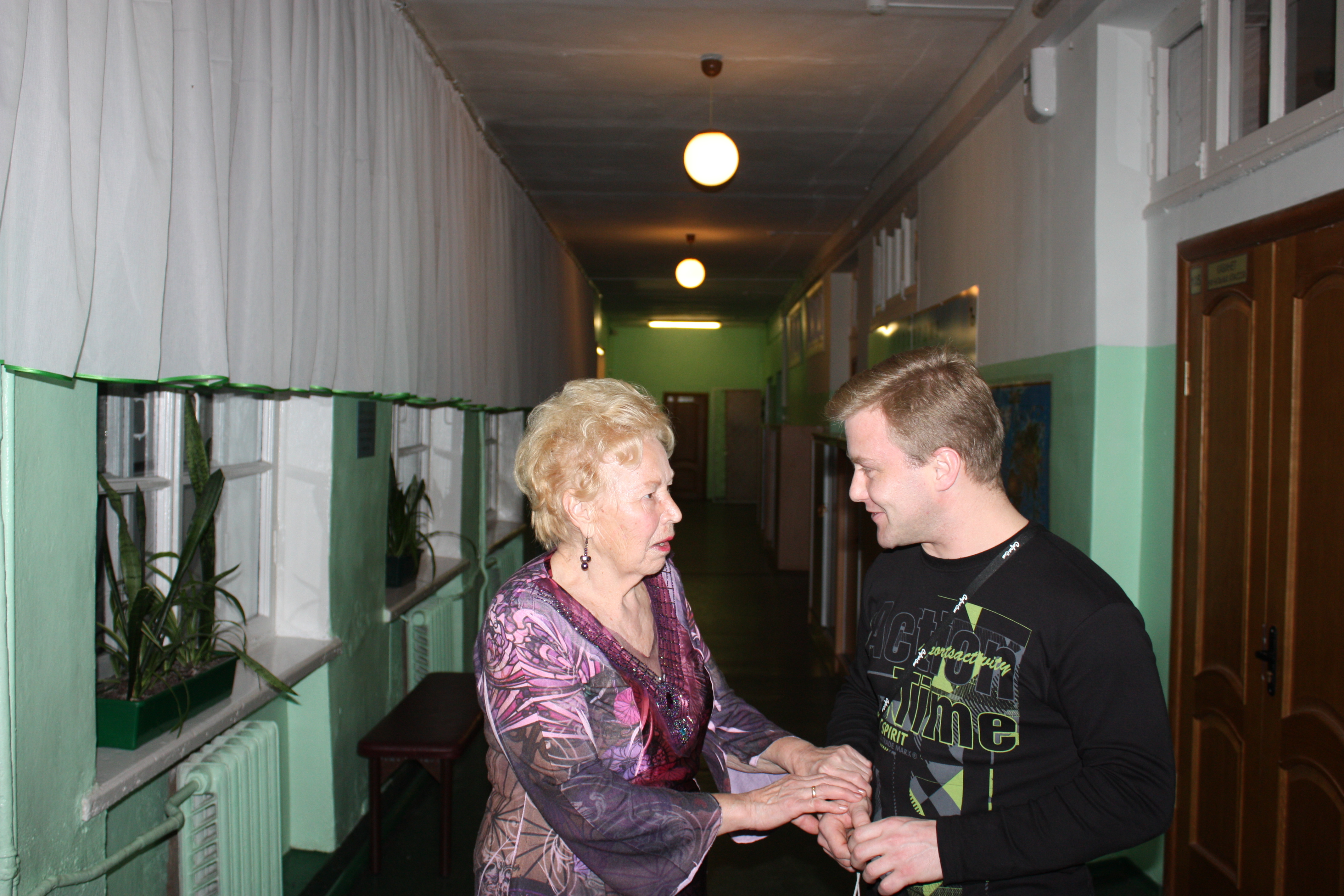Школе 50 лет