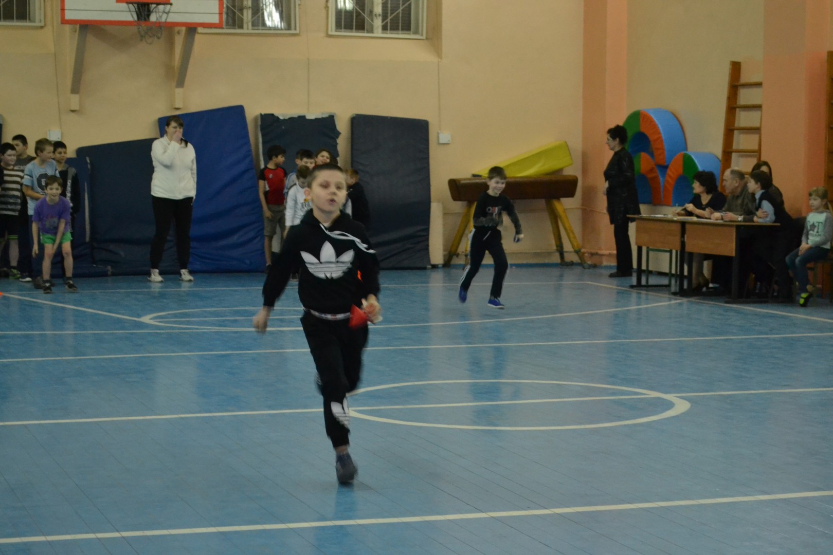 Спортивная игра «А, ну-ка, парни!»
