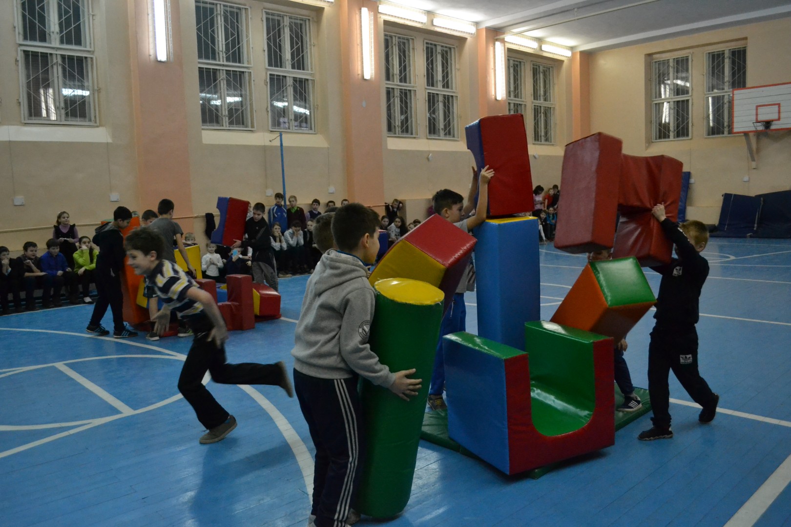 Спортивная игра «А, ну-ка, парни!»