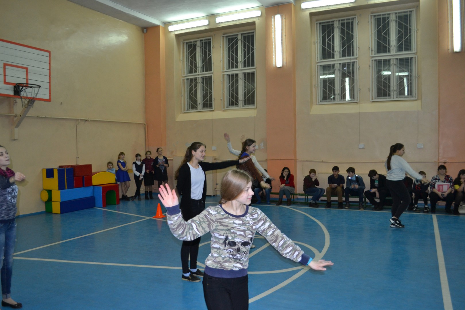 Спортивная игра «А, ну-ка, парни!»