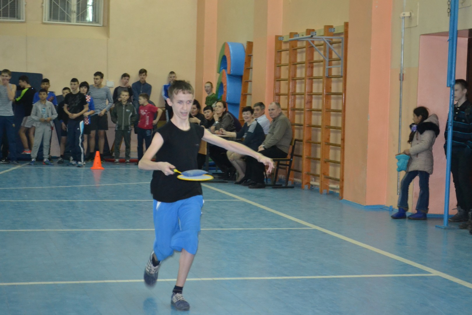 Спортивная игра «А, ну-ка, парни!»