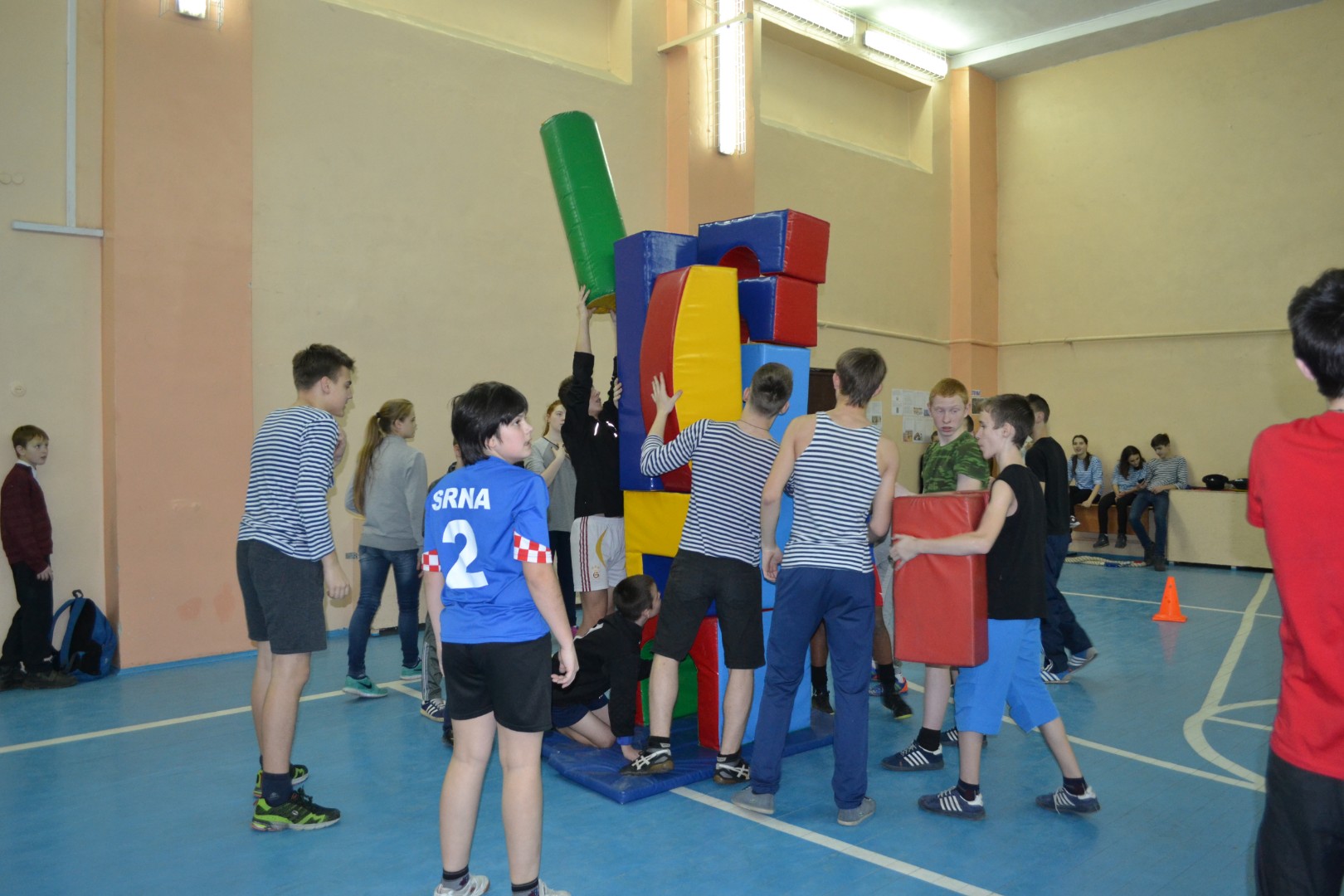 Спортивная игра «А, ну-ка, парни!»