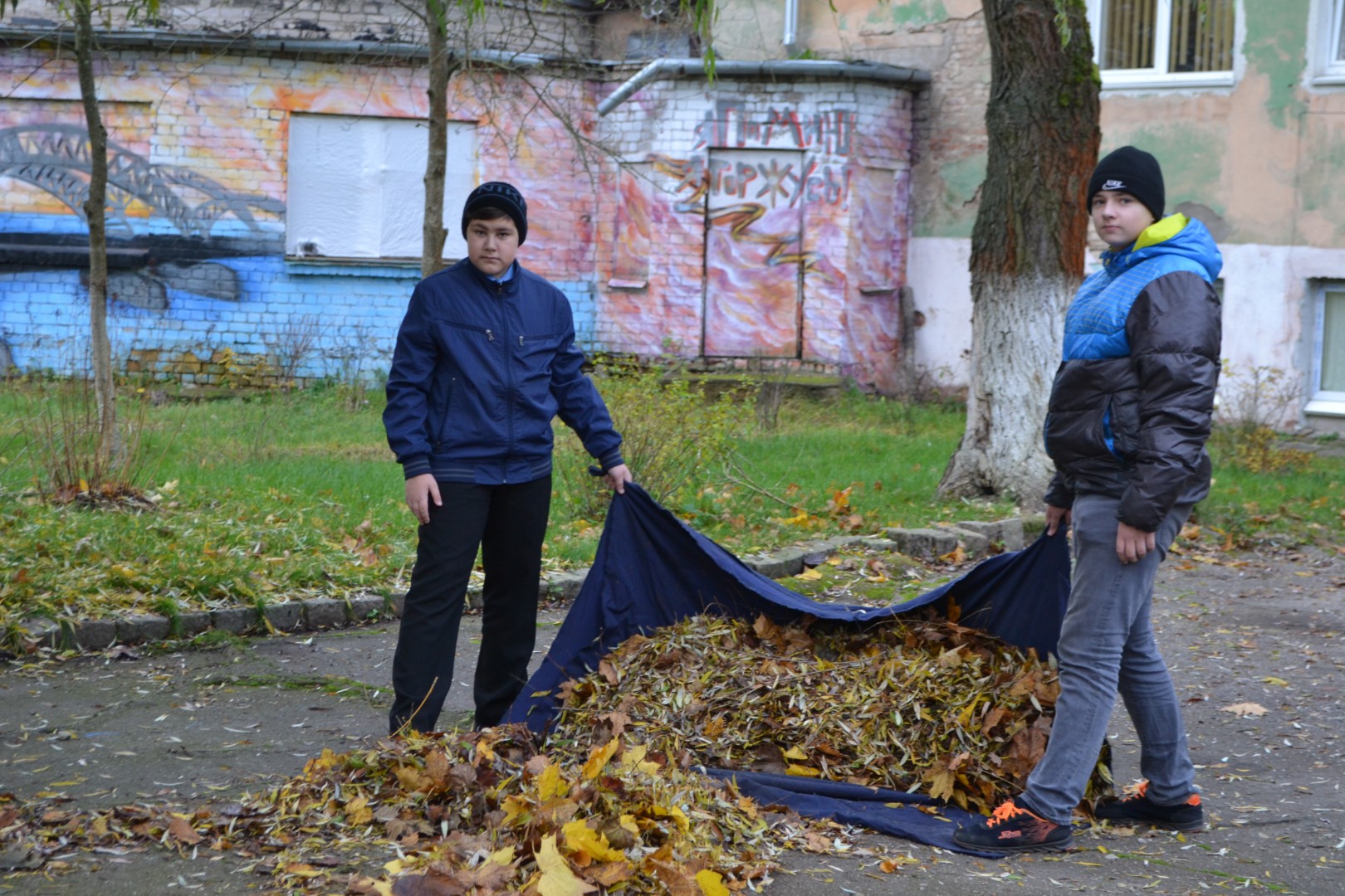 Субботник в школе